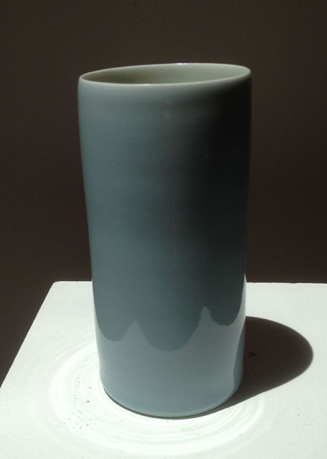 Short Beaker by Gwyn Hanssen Pigott at Olsen Gallery