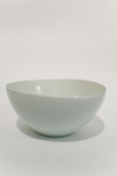 Yellow porcelain bowl by Gwyn Hanssen Pigott at Olsen Gallery