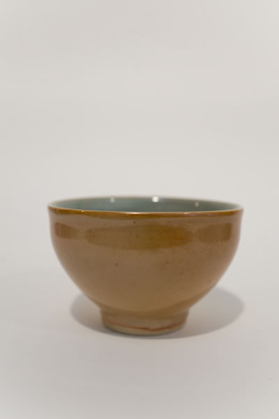 Bowl by Gwyn Hanssen Pigott at Olsen Gallery