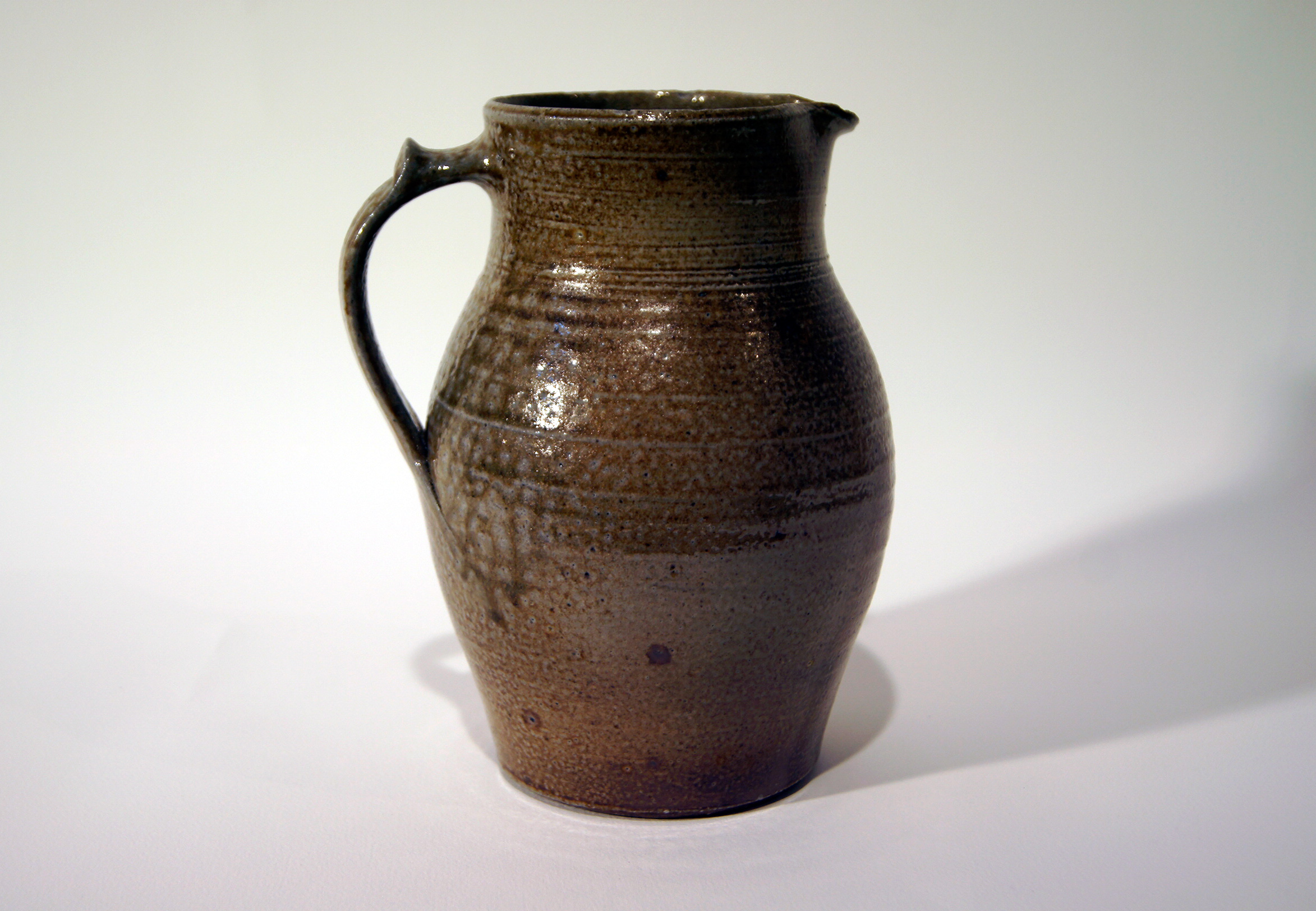 Woodfired jug with handle Pigott