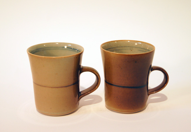 Mug, milk jug and sugar bowl by Gwyn Hanssen Pigott at Olsen Gallery