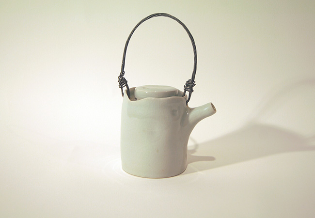 Artwork: Teapot with wire handle