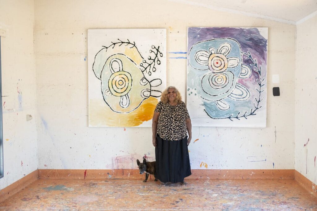 Unity and reciprocity with Mimili Maku Arts | Art Guide