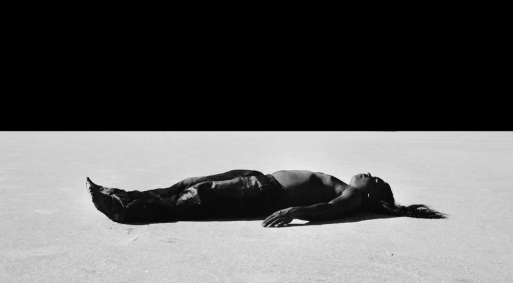 Tim Georgeson’s ‘Kupa Piti: White Man in a Hole’ | A-M Journal